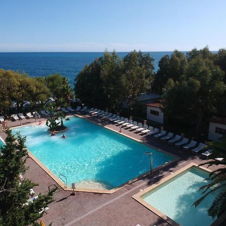 Villaggio Dei Fiori Sanremo Bagian luar foto