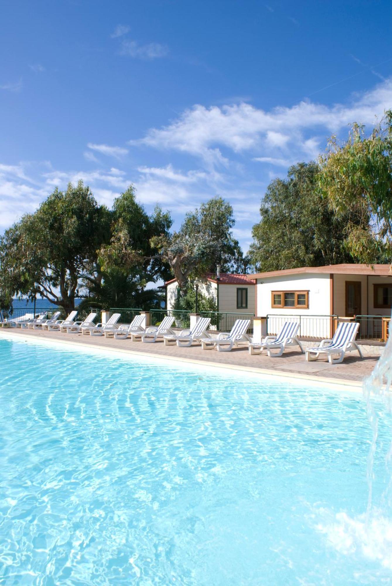 Villaggio Dei Fiori Sanremo Bagian luar foto