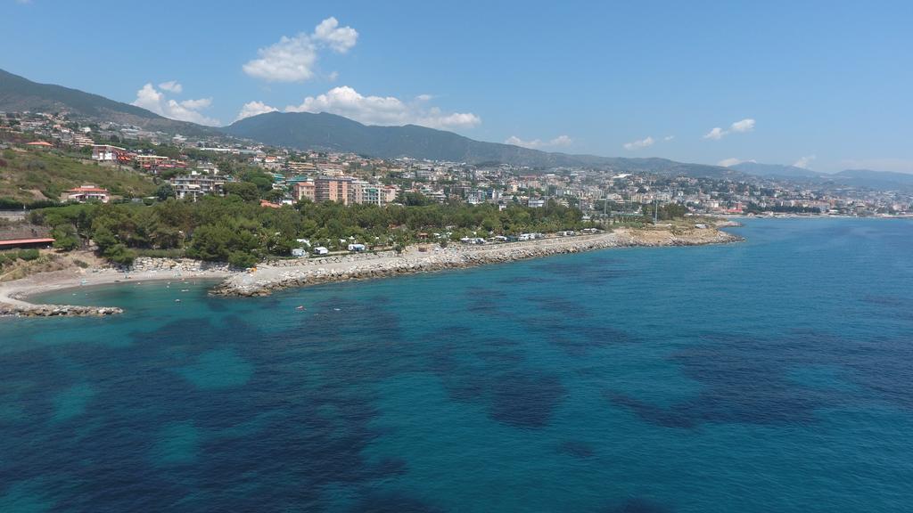 Villaggio Dei Fiori Sanremo Bagian luar foto