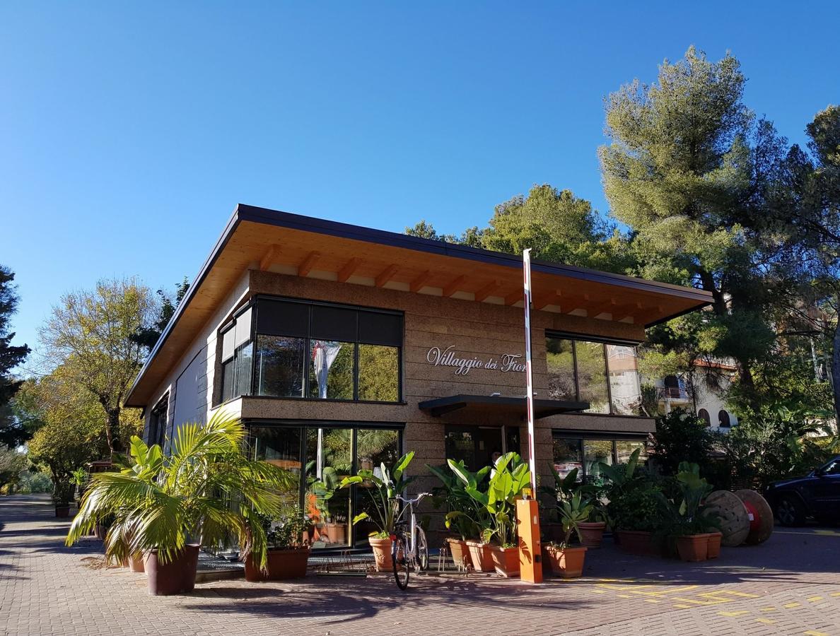 Villaggio Dei Fiori Sanremo Bagian luar foto