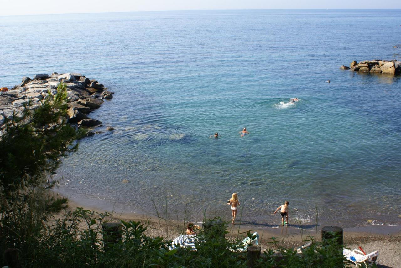 Villaggio Dei Fiori Sanremo Ruang foto
